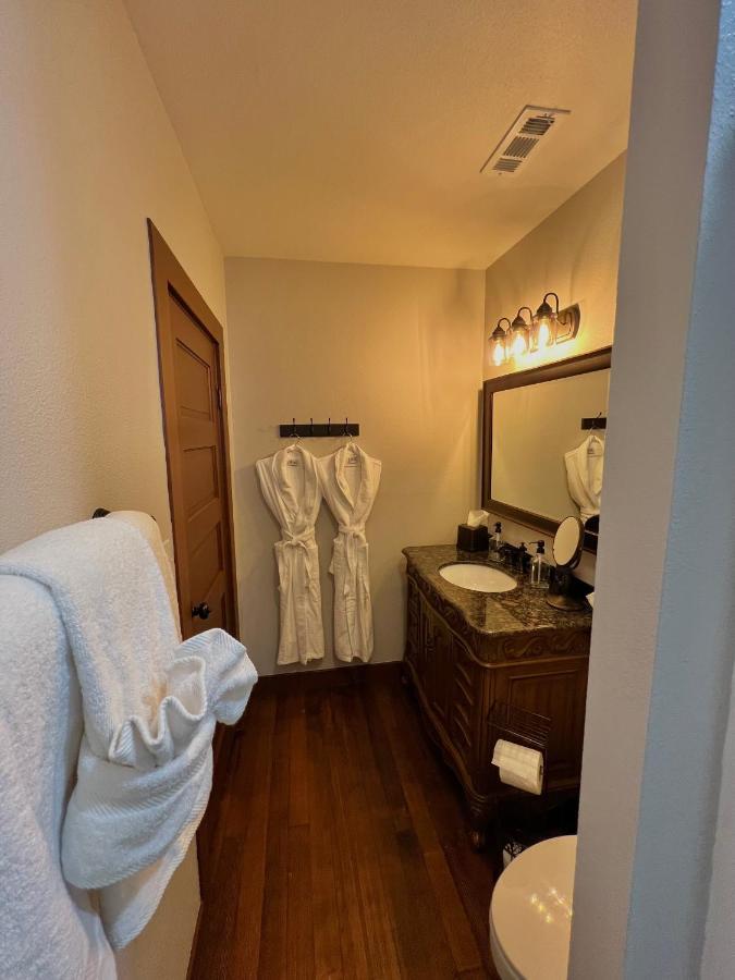 The Pearl Inn Bed And Breakfast Ilwaco Екстериор снимка