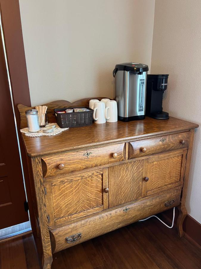 The Pearl Inn Bed And Breakfast Ilwaco Екстериор снимка